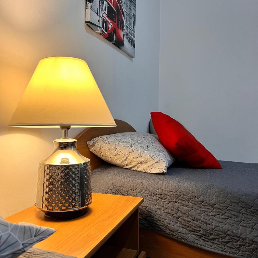 F2 - Lovely Two Bedrooms Flat Sea View, St Julians Saint Julian's Eksteriør billede